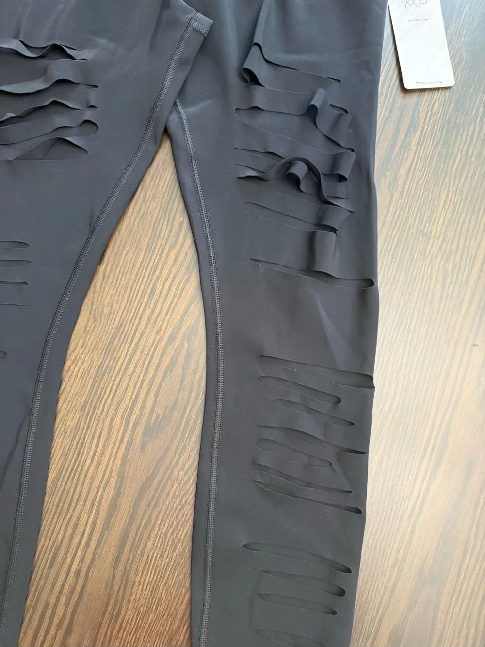 Alo High-Waist Slashed Leggings - Black